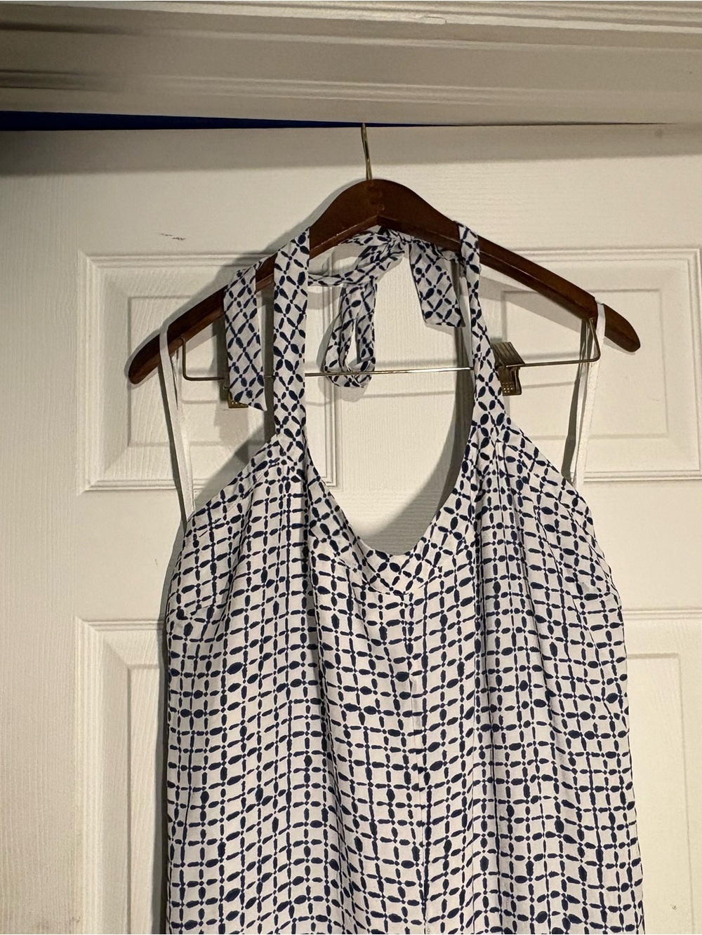 Vineyard Vines White and Navy - Women's Silk Summer Dress - Picture 3 of 6